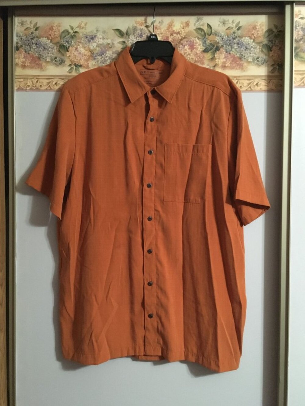 5.11 Tactical Medium Casual Work Lightweight Breathable Short Sleeve Shirt